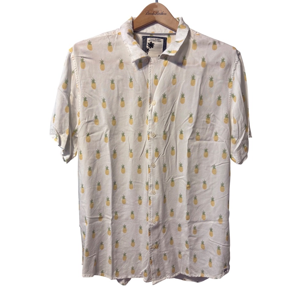 Free Planet Pineapple Shirt Men XL White Excellent Short Sleeve Rayon FN9W18HA8W
